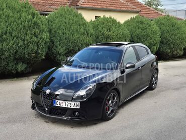 Alfa Romeo Giulietta 1.4 MA carbon (može zamena), 10.500 €, 2018. Hečbek, Benzin | 1399 cm3, 113.000 km, 125kW (170 KS), Automatski / poluautomatski, 4/5 vrata, 5 sedišta, Čačak