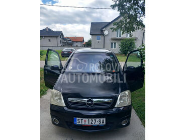 Opel Meriva , 3.300 €, 2007. Monovolumen (MiniVan), Dizel | 1686 cm3, 225.000 km, 74kW (101 KS), Manuelni 6 brzina, 4/5 vrata, 5 sedišta, Nova Pazova