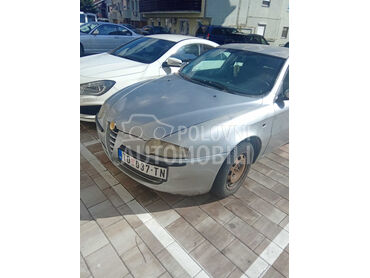 Alfa Romeo 147 1.9jtd, 550 €, 2001. Hečbek, Dizel | 1910 cm3, 200.000 km, 81kW (110 KS), Manuelni 5 brzina, 4/5 vrata, 5 sedišta, Mladenovac