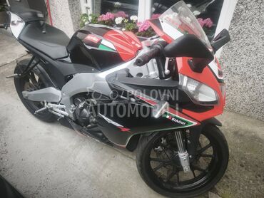 Aprilia 125 rs, 3.000 €, 2013. , 125 cm3, 32.000 km, 12kW (16 KS), Sport / Super sport, Jagodina