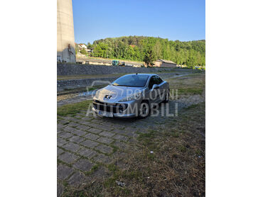 Peugeot 207  (može zamena), 2.650 €, 2007. Kabriolet/Roadster, Benzin | 1598 cm3, 153.235 km, 88kW (120 KS), Manuelni 5 brzina, 2/3 vrata, 4 sedišta, Valjevo