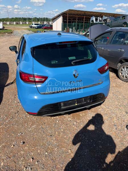 Renault Clio 4 1.5 2015. god. -  kompletan auto u delovima