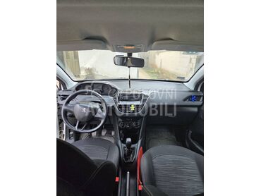 Peugeot 208 , 4.600 €, 2012. Hečbek, Dizel | 1398 cm3, 303.000 km, 50kW (68 KS), Manuelni 5 brzina, 4/5 vrata, 5 sedišta, Merošina