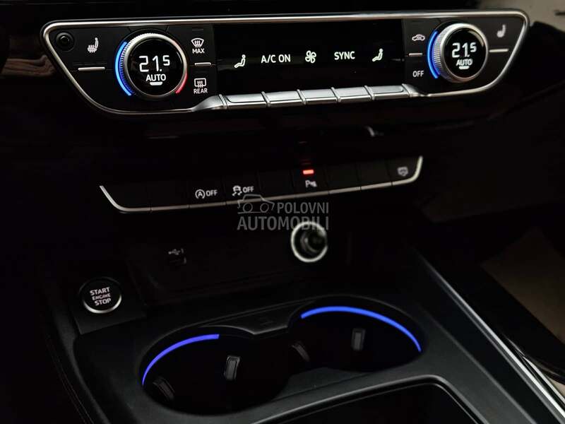 Audi A4 2020 photo 2