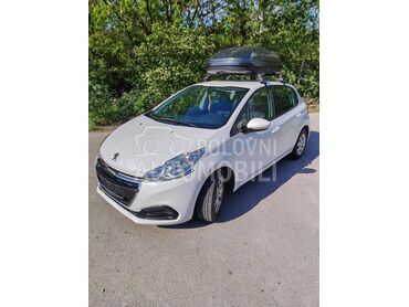 Peugeot 208 , 5.200 €, 2015. Hečbek, Dizel | 1560 cm3, 160.229 km, 55kW (75 KS), Manuelni 5 brzina, 4/5 vrata, 5 sedišta, Bor