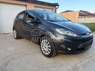 Ford Fiesta 1.4tdci (može zamena), 3.399 €, 2009. Hečbek, Dizel | 1399 cm3, 182.000 km, 50kW (68 KS), Manuelni 5 brzina, 4/5 vrata, 5 sedišta, Novi Sad