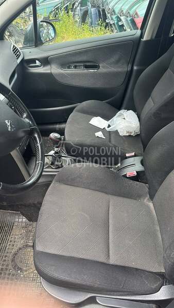 Enterijer, sedista, volan za Peugeot 207 od 2006. do 2009. god.
