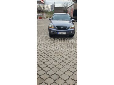 Kia Sorento , 4.300 €, 2007. Džip/SUV, Dizel | 2497 cm3, 300.000 km, 125kW (170 KS), Manuelni 5 brzina, 4/5 vrata, 5 sedišta, Irig