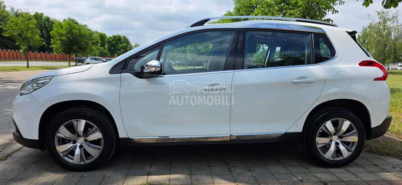 Peugeot 2008 2015 photo 4