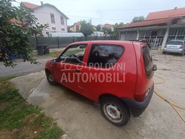 Fiat Seicento VAN, 600 €, 2002. Hečbek, Benzin | 1108 cm3, 200.000 km, 40kW (54 KS), Manuelni 5 brzina, 2/3 vrata, 5 sedišta, Sevojno