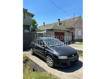 Fiat Stilo 1.9 Multijet, 1.100 €, 2005. Hečbek, Dizel | 1910 cm3, 275.000 km, 103kW (140 KS), Manuelni 6 brzina, 2/3 vrata, 5 sedišta, Ruma