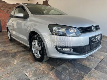 Volkswagen Polo 1.2 i    T.O.P, 4.290 €, 2010. Hečbek, Benzin | 1198 cm3, 213.300 km, 44kW (60 KS), Manuelni 5 brzina, 2/3 vrata, 5 sedišta, Novi Sad