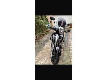 Piaggio beverly, 2.700 €, 2013. , 330 cm3, 26.600 km, 24kW (33 KS), Scooter, Zvezdara