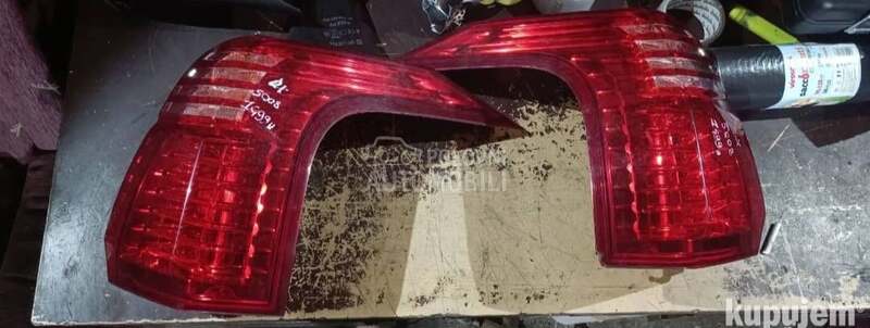 Desna stop lampa za Peugeot 5008