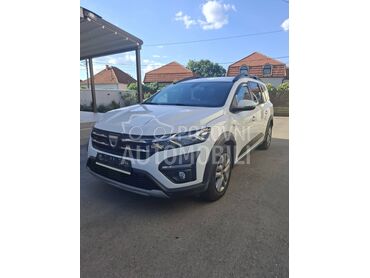 Dacia Jogger Dacia Jogger 1.0, 8.800 €, 2022. Karavan, Benzin + Gas (TNG) | 999 cm3, 180.000 km, 74kW (101 KS), Manuelni 6 brzina, 4/5 vrata, 5 sedišta, Ugrinovci