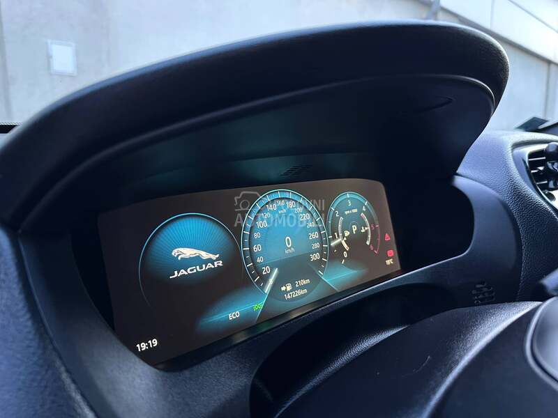 VIRTUAL SAT VELIKA NAVIGACIJA za Jaguar F pace od 2016. do 2020. god.