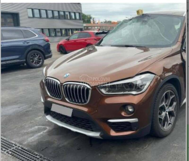 BMW X1 F48 -  kompletan auto u delovima