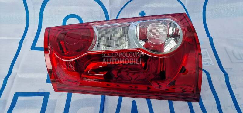 Stop lampa svetlo za Dacia Logan od 2005. do 2012. god.