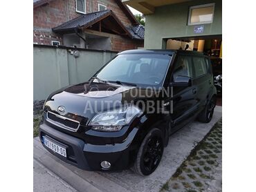 Kia Soul 1,6CRDI - REG.GOD (može zamena), 5.290 €, 2010. Džip/SUV, Dizel | 1582 cm3, 147.250 km, 94kW (128 KS), Manuelni 5 brzina, 4/5 vrata, 5 sedišta, Novi Sad