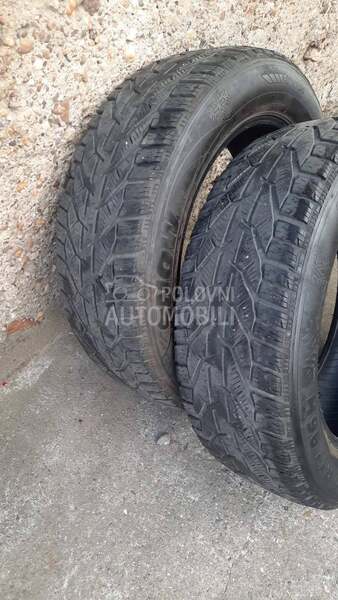 Tigar 215/60 R17 Sve sezone