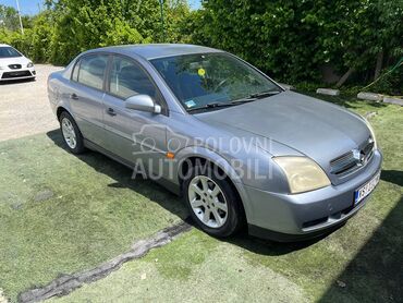 Opel Vectra C  (može zamena), 1.500 €, 2004. Limuzina, Dizel | 1994 cm3, 32.000 km, 74kW (101 KS), Manuelni 5 brzina, 4/5 vrata, 5 sedišta, Novi Sad