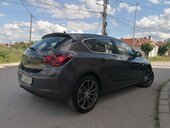 Opel Astra J 1.4i ESSENTIA CH