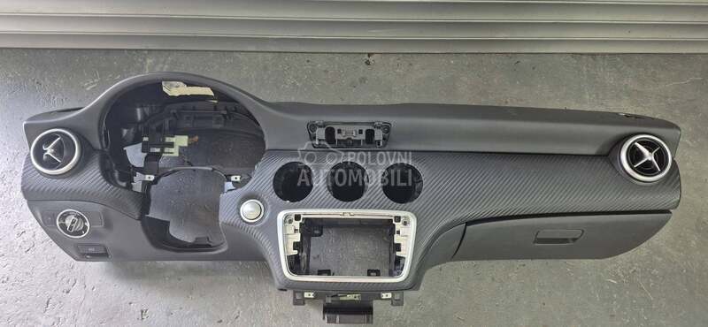 Instrument tabla sa Airbagom za Mercedes Benz A Klasa, A 140, A 150 ... od 2013. do 2018. god.