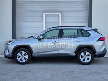 Toyota RAV 4 Hybrid ARVAL I, 25.750 €, 2021. Džip/SUV, Hibridni pogon (benzin) | 2487 cm3, 148.069 km, 160kW (218 KS), Automatski / poluautomatski, 4/5 vrata, 5 sedišta, Novi Sad