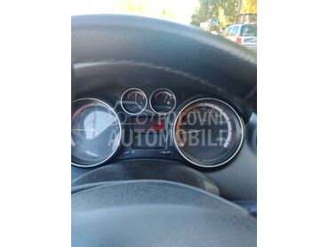 Peugeot 308 pezo, 3.750 €, 2007. Hečbek, Dizel | 1560 cm3, 20.333 km, 80kW (109 KS), Manuelni 5 brzina, 4/5 vrata, 5 sedišta, Niš