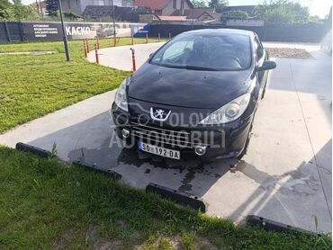 Peugeot 307 307cc, 3.000 €, 2006. Kabriolet/Roadster, Benzin | 1587 cm3, 206.000 km, 80kW (109 KS), Manuelni 5 brzina, 2/3 vrata, 4 sedišta, Sombor