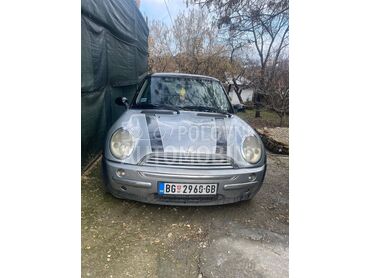 MINI Cooper , 1.550 €, 2004. Kupe, Benzin + Gas (TNG) | 1599 cm3, 230.000 km, 80kW (109 KS), Manuelni 5 brzina, 2/3 vrata, 4 sedišta, Mladenovac