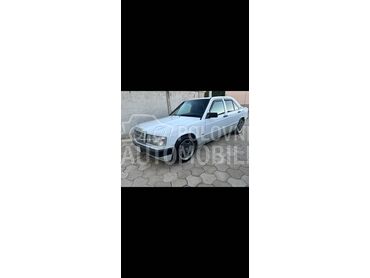 Mercedes Benz 190 e, 5.999 €, 1985. Limuzina, Benzin + Gas (TNG) | 2000 cm3, 225.000 km, 90kW (122 KS), Manuelni 5 brzina, 4/5 vrata, 5 sedišta, Sombor