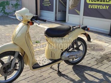 Aprilia scarabelo 49 (može zamena), 350 €, 2000. , 49 cm3, 35.000 km, 2kW (3 KS), Scooter, Aranđelovac
