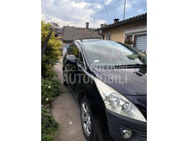 Peugeot 3008  (može zamena), 5.200 €, 2010. Monovolumen (MiniVan), Dizel | 1600 cm3, 240.000 km, 80kW (109 KS), Manuelni 6 brzina, 4/5 vrata, 5 sedišta, Smederevo