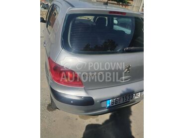 Peugeot 307 1.6, 1.350 €, 2005. Hečbek, Benzin | 1587 cm3, 224.000 km, 80kW (109 KS), Manuelni 5 brzina, 4/5 vrata, 5 sedišta, Beograd