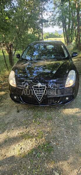 Alfa Romeo Giulietta 2.0 2011. god. -  kompletan auto u delovima