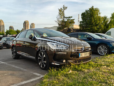 Citroen DS5 2.0 HDI Sport Chic, 8.450 €, Polovno, Beograd