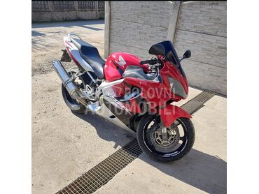 Honda CBR600F4I, 3.500 €, 2004. , 600 cm3, 51.000 km, 80kW (109 KS), Supermoto, Požarevac