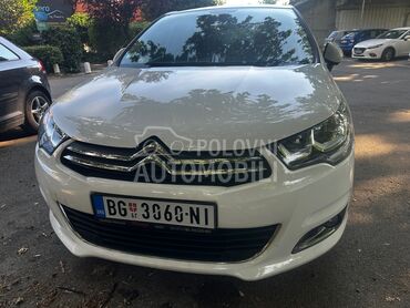 Citroen C4 EAT6, 7.390 €, 2017. Hečbek, Benzin | 1199 cm3, 98.000 km, 96kW (131 KS), Automatski / poluautomatski, 4/5 vrata, 5 sedišta, Beograd
