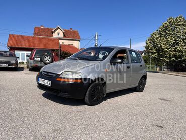 Chevrolet Kalos , 1.500 €, 2004. Hečbek, Benzin | 1150 cm3, 253.040 km, 53kW (72 KS), Manuelni 5 brzina, 2/3 vrata, 5 sedišta, Kragujevac