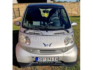 Smart ForTwo , 2.200 €, 2004. Kupe, Benzin | 698 cm3, 150.000 km, 45kW (61 KS), Automatski / poluautomatski, 2/3 vrata, 2 sedišta, Subotica