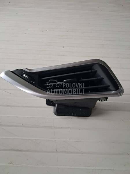 leva resetka ventilacije za Peugeot 208, 2008 od 2013. do 2019. god.