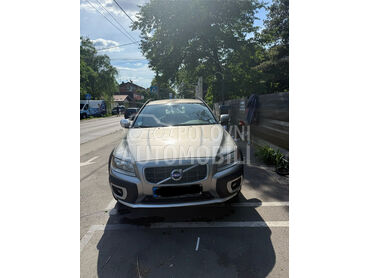 Volvo XC70 D5, 7.000 €, 2010. Džip/SUV, Dizel | 2400 cm3, 397.000 km, 129kW (175 KS), Manuelni 6 brzina, 4/5 vrata, 5 sedišta, Železnik