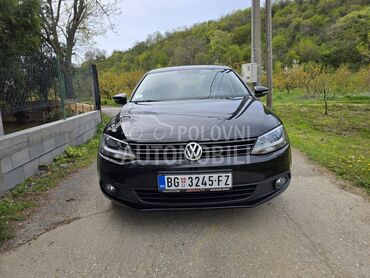 Volkswagen Jetta 1.2tsi, 6.100 €, 2011. Limuzina, Benzin | 1197 cm3, 265.000 km, 77kW (105 KS), Manuelni 6 brzina, 4/5 vrata, 5 sedišta, Vinča