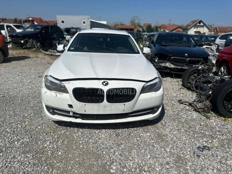 BMW 520 F10 2012. god. -  kompletan auto u delovima