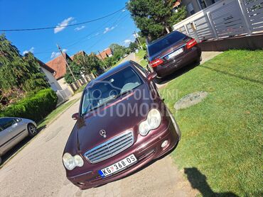 Mercedes Benz C 220  (može zamena), 3.900 €, 2006. Limuzina, Dizel | 2148 cm3, 360.000 km, 110kW (150 KS), Manuelni 6 brzina, 4/5 vrata, 5 sedišta, Batočina