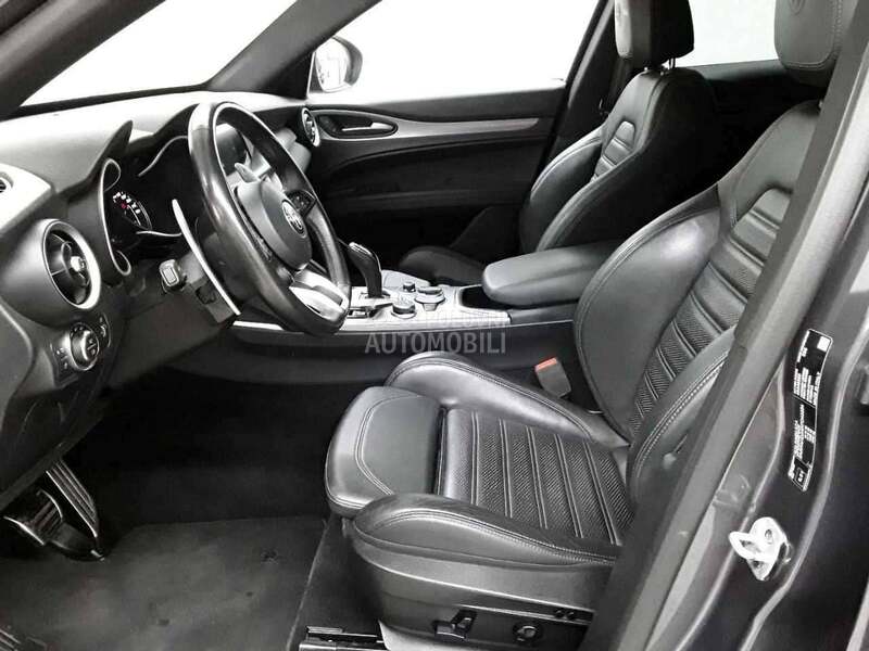 Alfa Romeo Stelvio 2022 photo 3