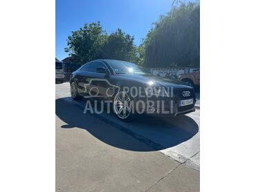 Audi A5 3.0 TDI (može zamena), 9.500 €, 2009. Kupe, Dizel | 2967 cm3, 233.828 km, 176kW (239 KS), Automatski / poluautomatski, 2/3 vrata, 4 sedišta, Negotin