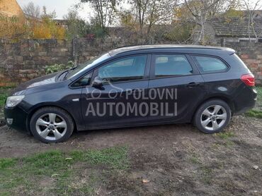 Opel Astra J 1.7cdti (može zamena), 2.950 €, 2012. Karavan, Dizel | 1686 cm3, 249.227 km, 81kW (110 KS), Manuelni 6 brzina, 4/5 vrata, 5 sedišta, Melenci