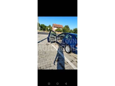 BMW 320d  (može zamena), 1.350 €, 2002. Hečbek, Dizel | 1996 cm3, 296.000 km, 110kW (150 KS), Manuelni 5 brzina, 2/3 vrata, 5 sedišta, Jelav